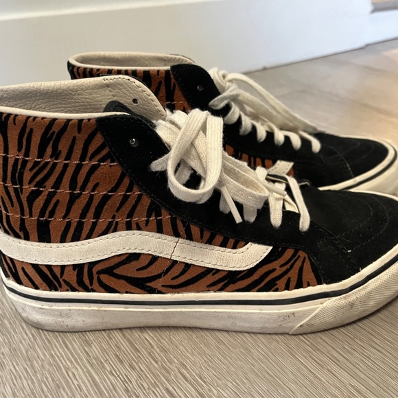 Vans Hi Tops - Picture 10 of 10